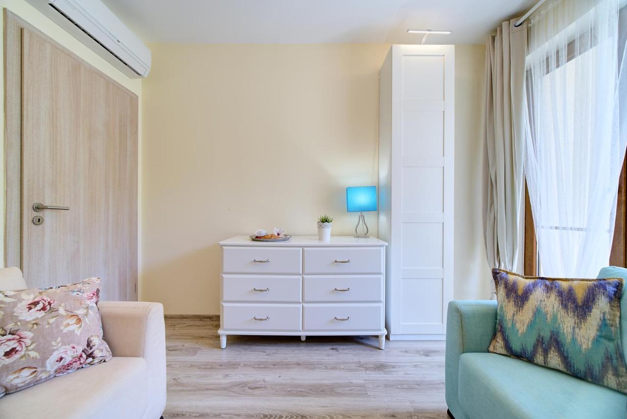 Summertime in Varna South Bay Beach Residence Exteriör bild
