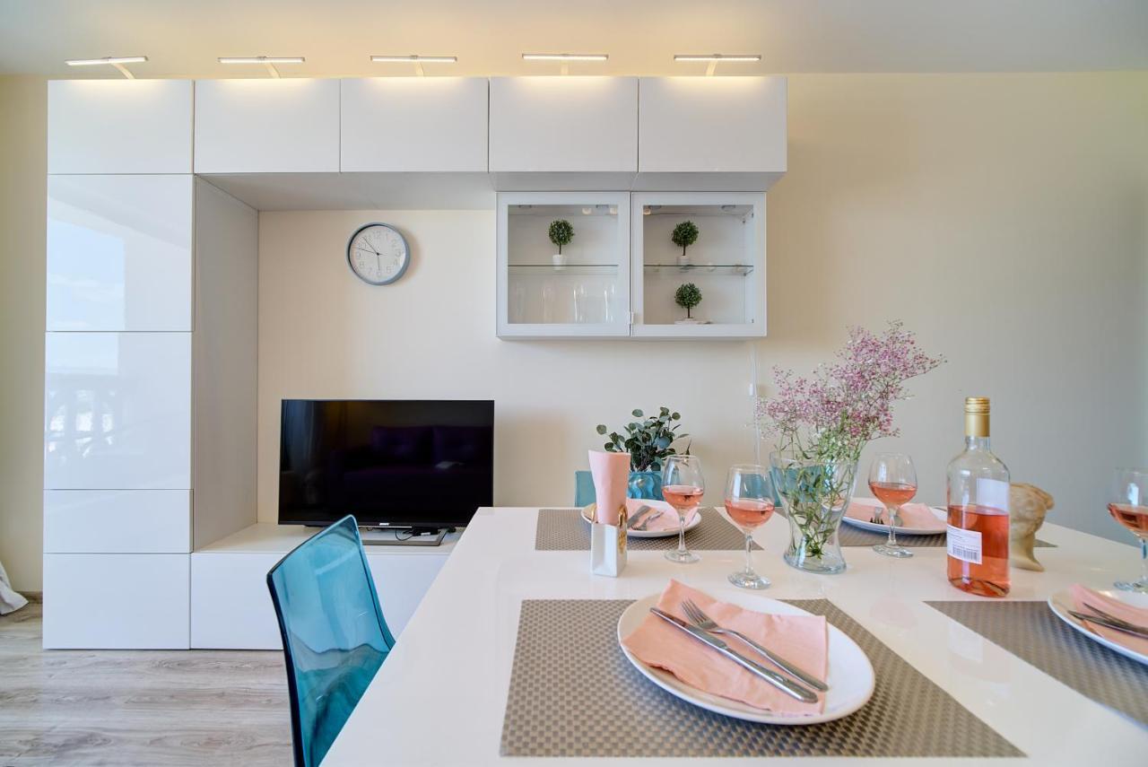 Summertime in Varna South Bay Beach Residence Exteriör bild